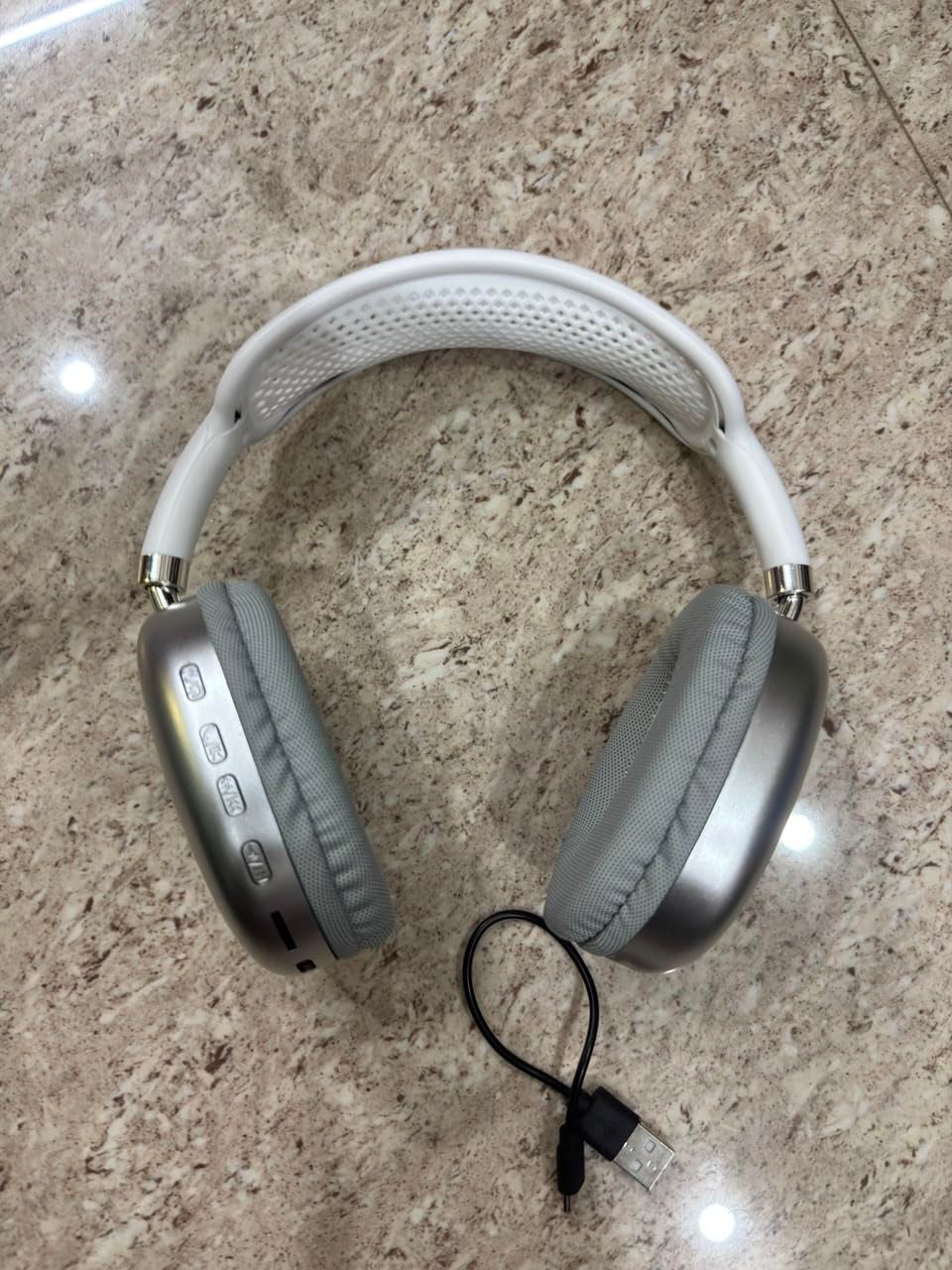 Wireless Bluetooth Over-Ear Headphones, Silver